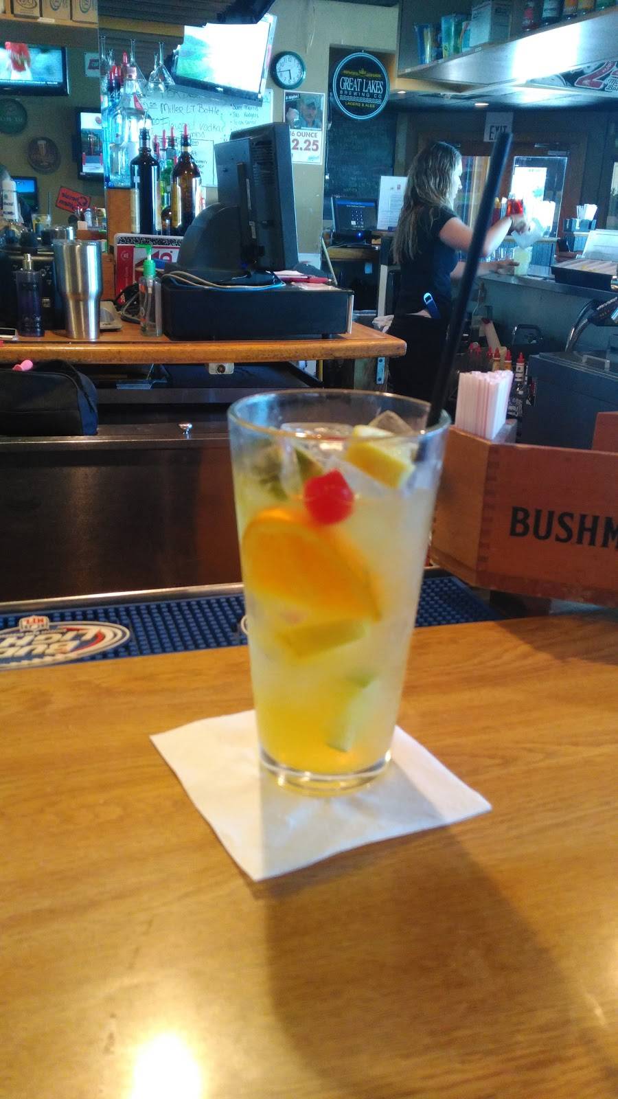 Hams Restaurant | restaurant | 2373 Riverside Dr, Danville, VA 24540, USA | 4347922360 OR +1 434-792-2360