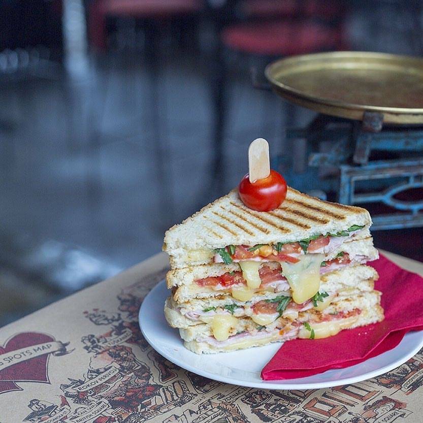 Jives Coffee Lounge | cafe | 16 Colbrunn Ct, Colorado Springs, CO 80904, USA | 7192107650 OR +1 719-210-7650