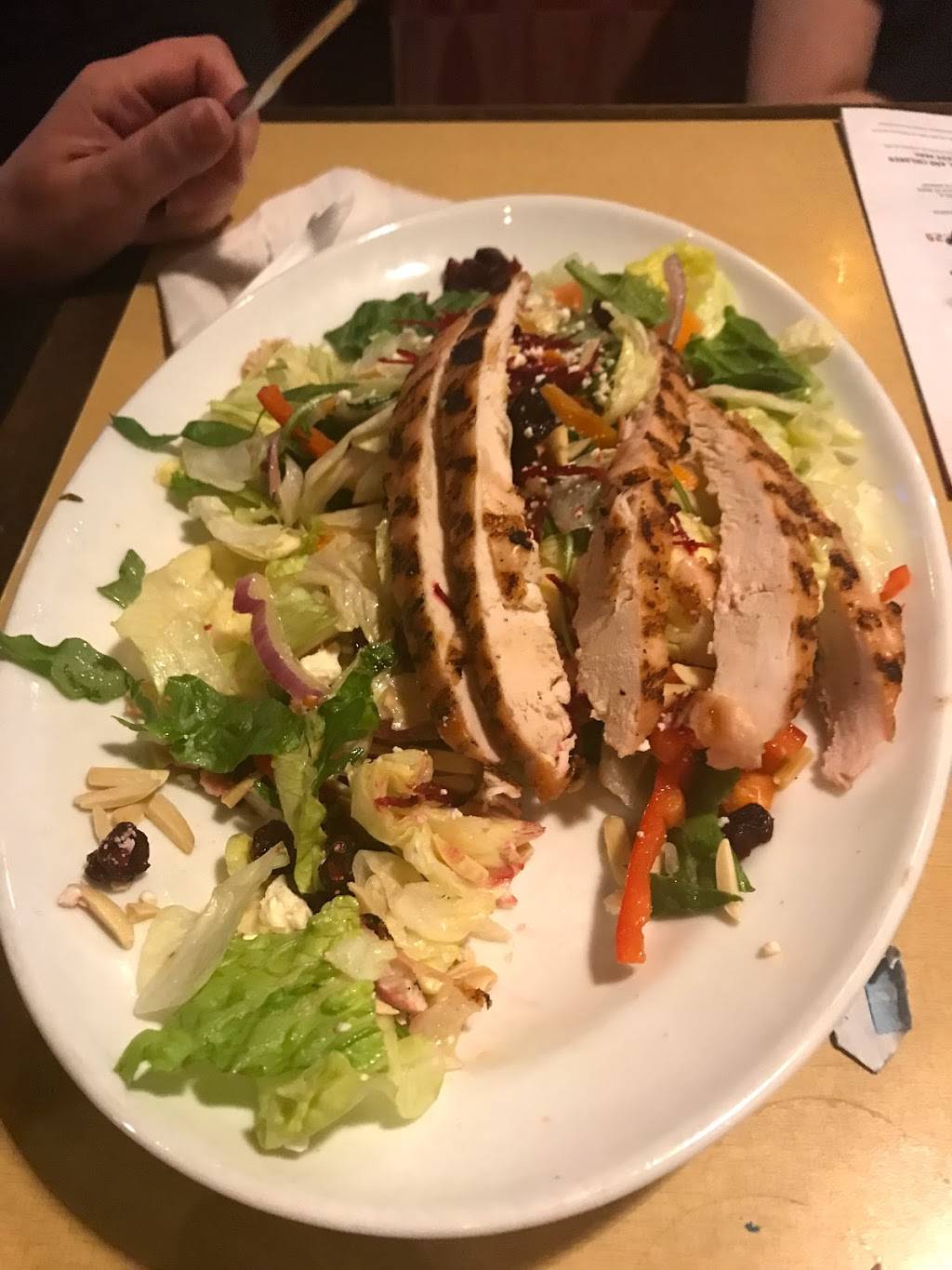 Boston Pizza | restaurant | 3090 Wonderland Rd S, London, ON N6L 1A6, Canada | 5194725001 OR +1 519-472-5001