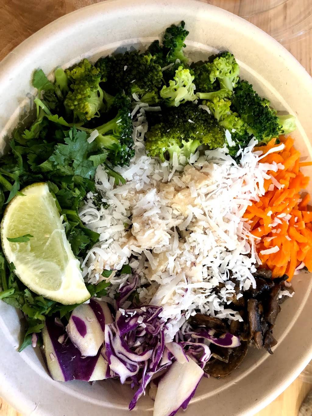 Freshii | restaurant | 354 W 5th St, Fort Worth, TX 76102, USA | 8172031035 OR +1 817-203-1035