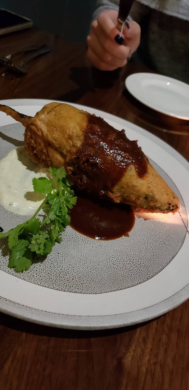 J Fords Black Angus | restaurant | 129 S 7th St, Terre Haute, IN 47807, USA | 8122355549 OR +1 812-235-5549