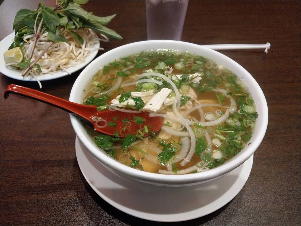 Pho Bulous | restaurant | 4167, 3409 S Broadway #700, Edmond, OK 73013, USA | 4054755599 OR +1 405-475-5599