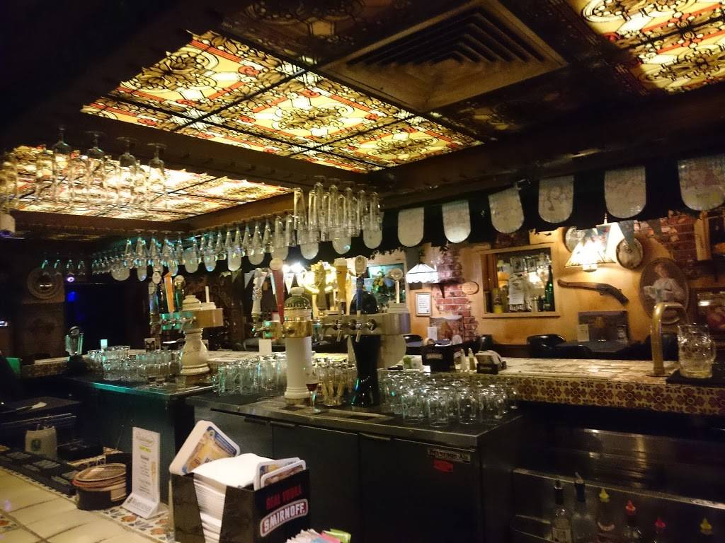 Old Heidelberg Restaurant | restaurant | 900 Marina Mile Blvd West State Road 84, SW 24th St, Fort Lauderdale, FL 33315, USA | 9544636747 OR +1 954-463-6747