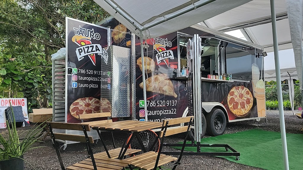 Tauro Pizza | restaurant | 22538 SW 177th Ave, Miami, FL 33170, USA | 7865209137 OR +1 786-520-9137