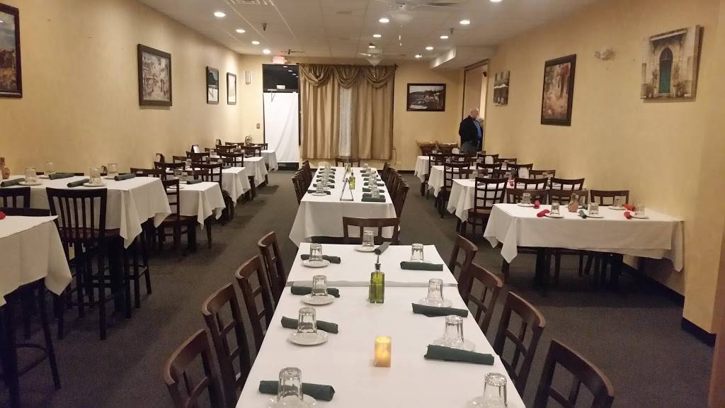 Linos Ristorante & Pizzeria | restaurant | 267 Peterson Rd, Libertyville, IL 60048, USA | 8476800600 OR +1 847-680-0600