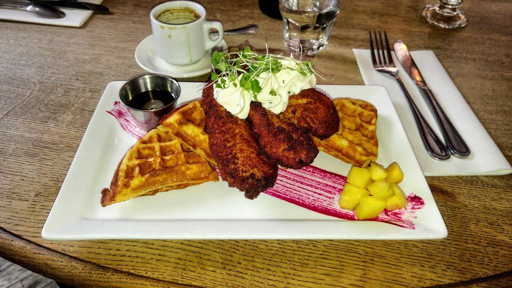 Chez Bouffe Café Bistro | restaurant | 4316 Rue Sainte-Catherine E, Montréal, QC H1V 1X9, Canada | 5142525420 OR +1 514-252-5420