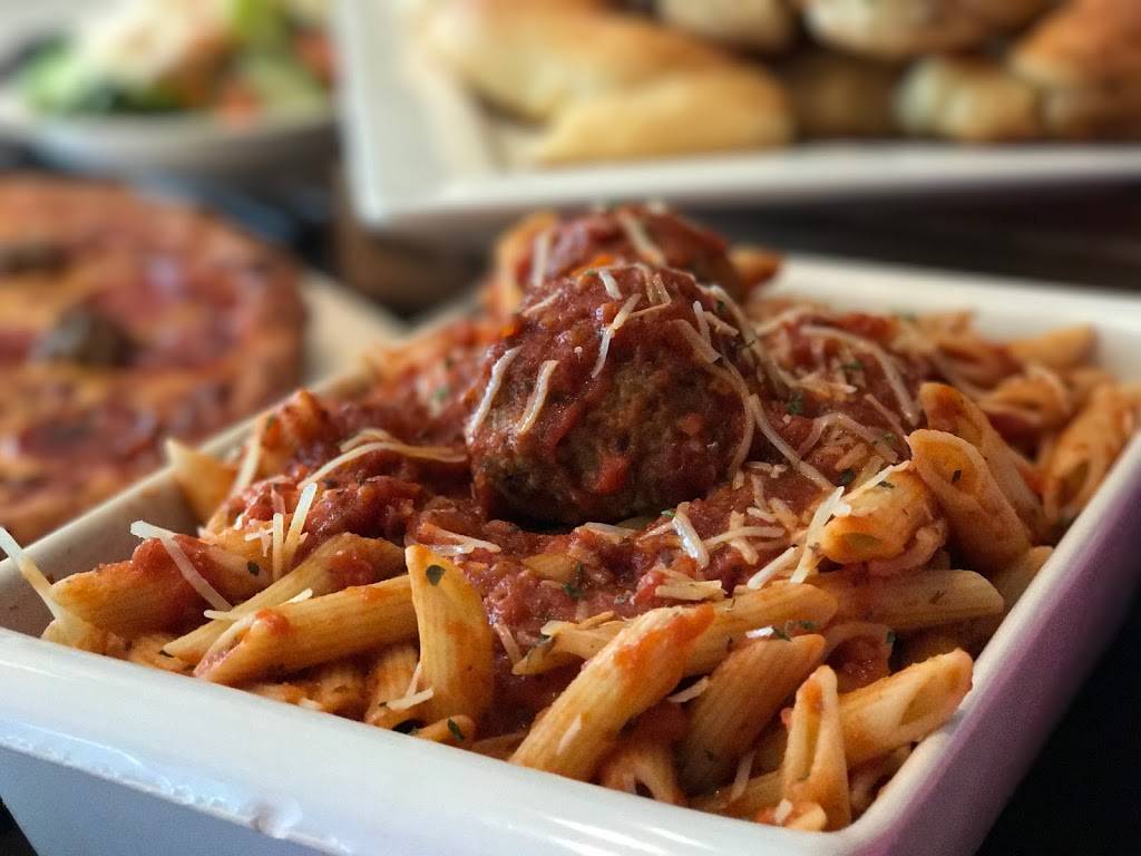 Danny Boys | restaurant | 10 Tallmadge Cir, Tallmadge, OH 44278, USA | 3306337844 OR +1 330-633-7844