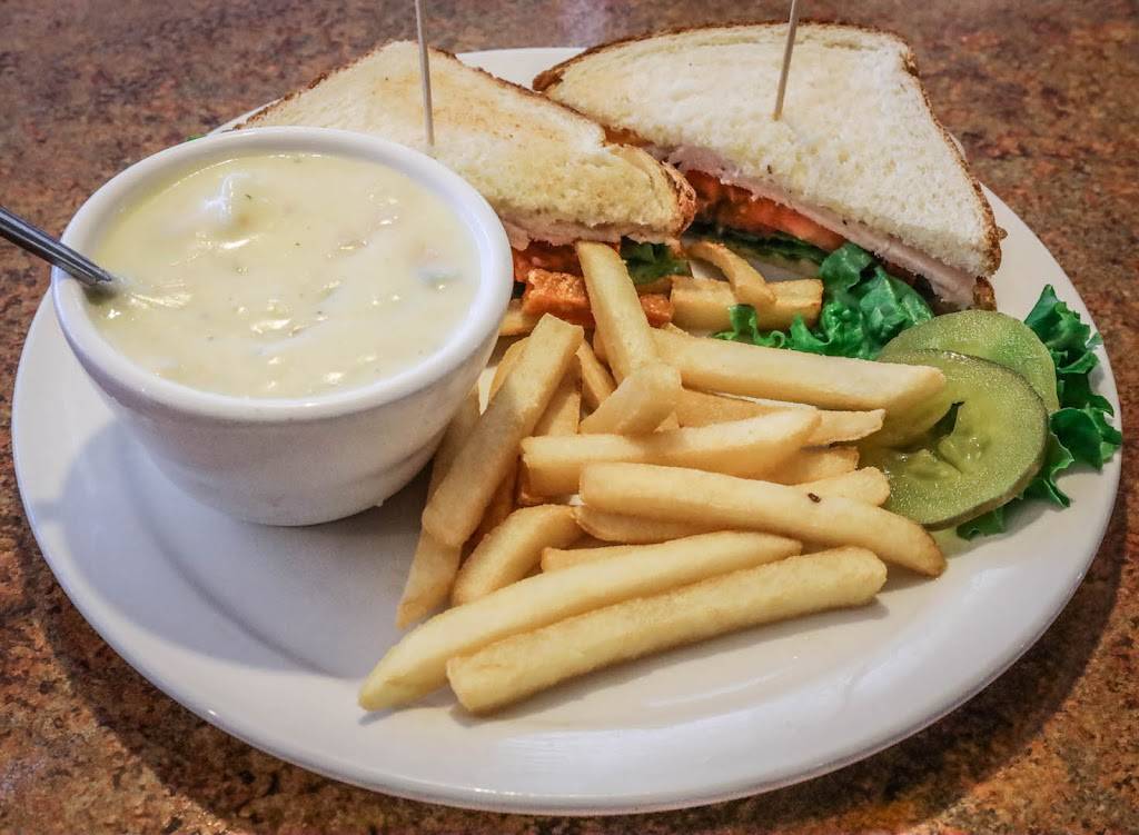 Cindys | restaurant | 800 N Yosemite Ave, Oakdale, CA 95361, USA | 2098477897 OR +1 209-847-7897