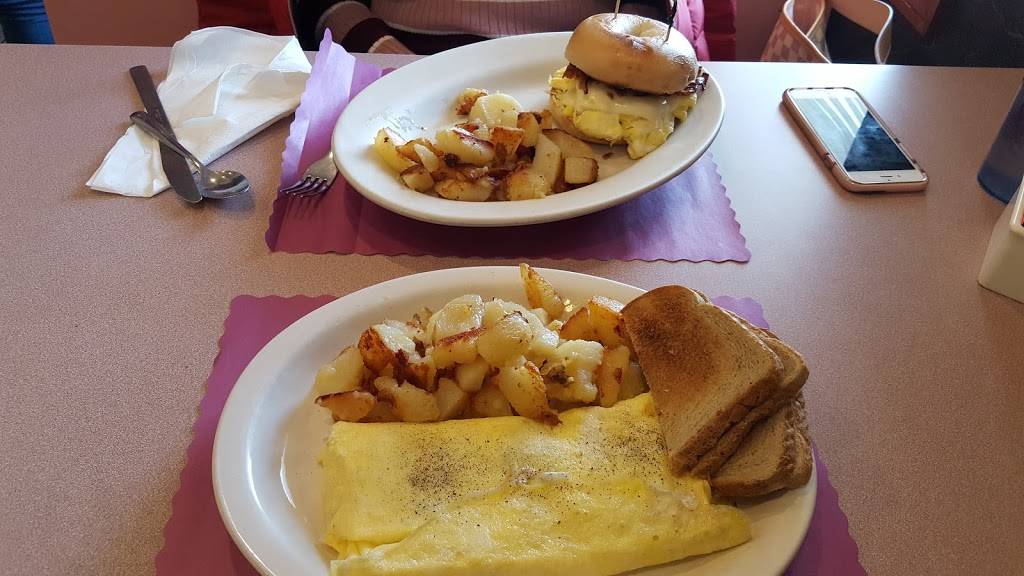 Marys | restaurant | 540 N Hunter Hwy, Drums, PA 18222, USA | 5707081094 OR +1 570-708-1094