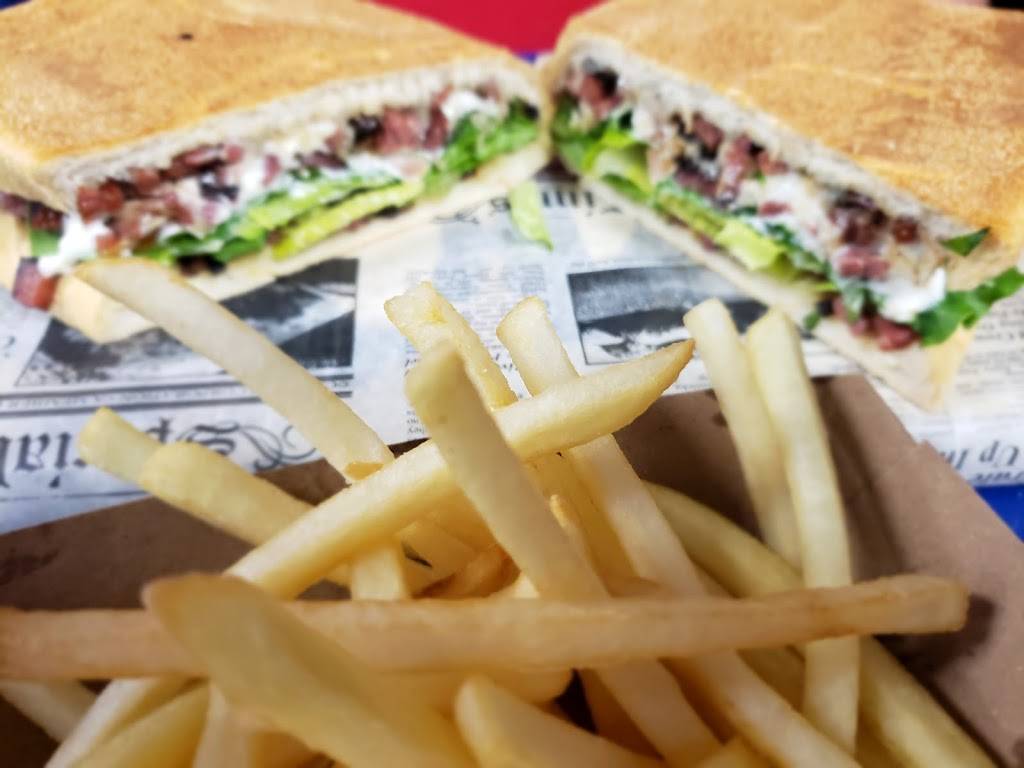 Wow Sandwich & Grill | restaurant | 303 NE 3rd Ave #14, Cape Coral, FL 33909, USA | 2397721497 OR +1 239-772-1497