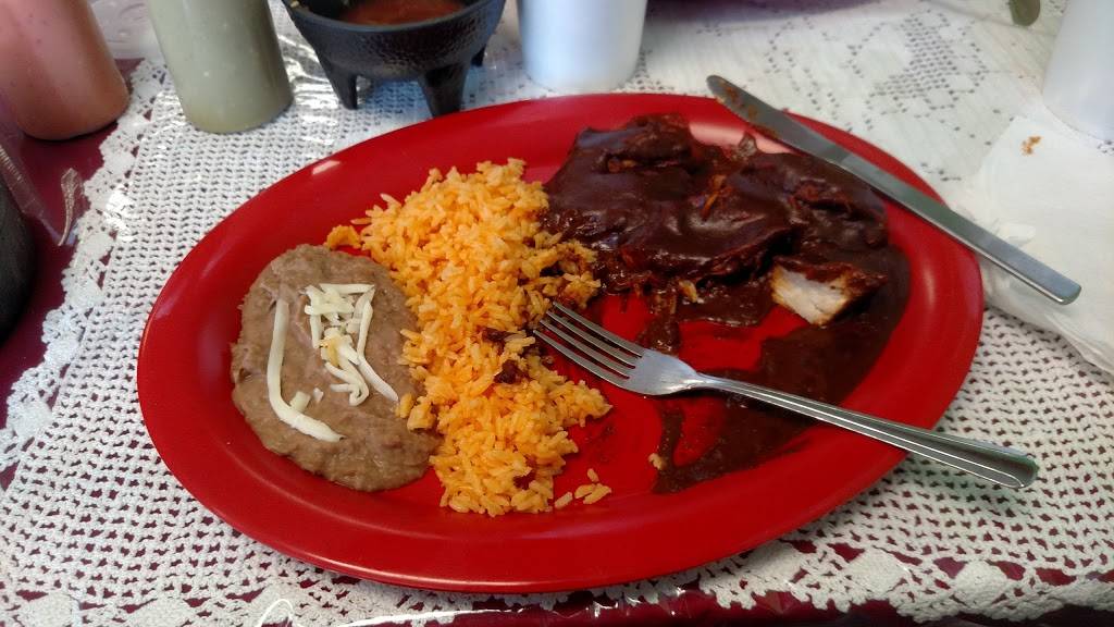 Algonquin Mexican Restaurant | restaurant | 648 S Main St, Algonquin, IL 60102, USA | 8474581390 OR +1 847-458-1390