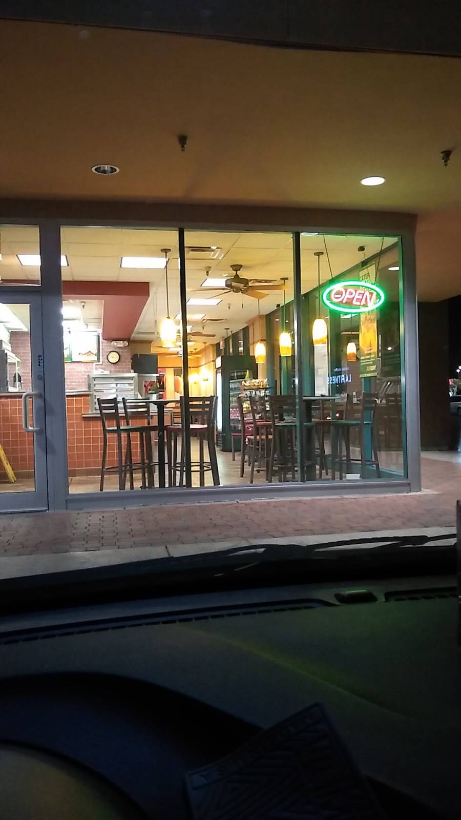 Subway | restaurant | 5820 W Peoria, Galleria Suite A-109, Glendale, AZ 85302, USA | 6234864132 OR +1 623-486-4132