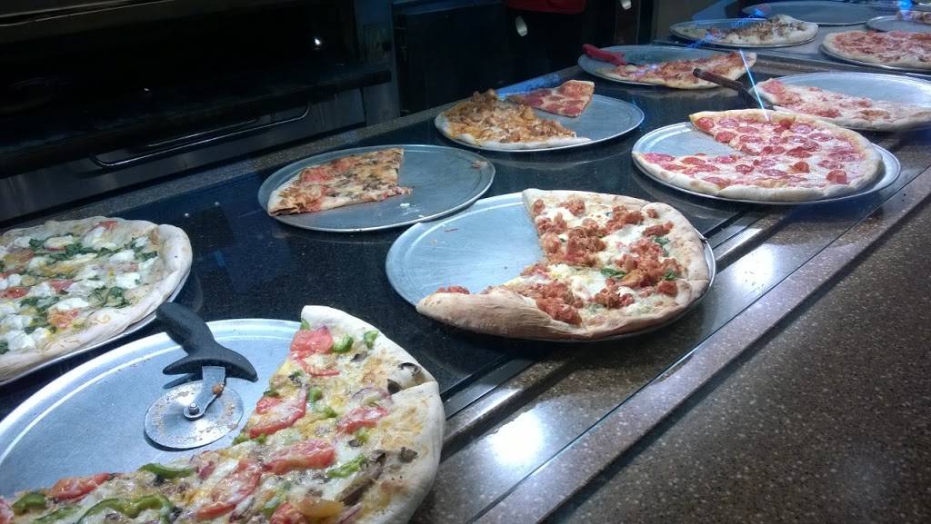 LaRosa New York Pizzeria | restaurant | 520 Lee Road # 301, Buffalo, NY 14228, USA | 7162049707 OR +1 716-204-9707