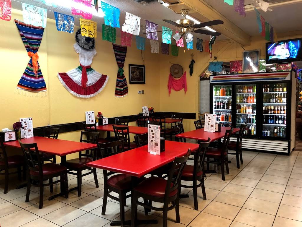 LA TAPATIA MEAT MARKET AND RESTAURANT | restaurant | 2113 Citrus Blvd, Leesburg, FL 34748, USA | 3523159555 OR +1 352-315-9555
