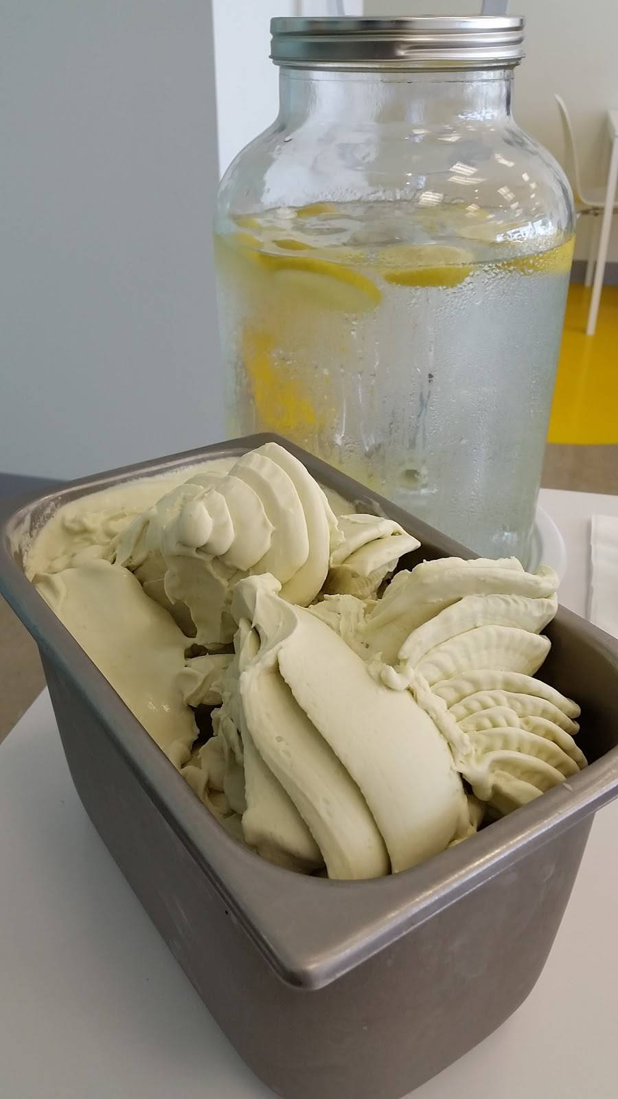 Zenzero Artisan Gelato (Gourmet Italian ice cream) | cafe | 244 FM306 #122, New Braunfels, TX 78130, USA | 8304998344 OR +1 830-499-8344