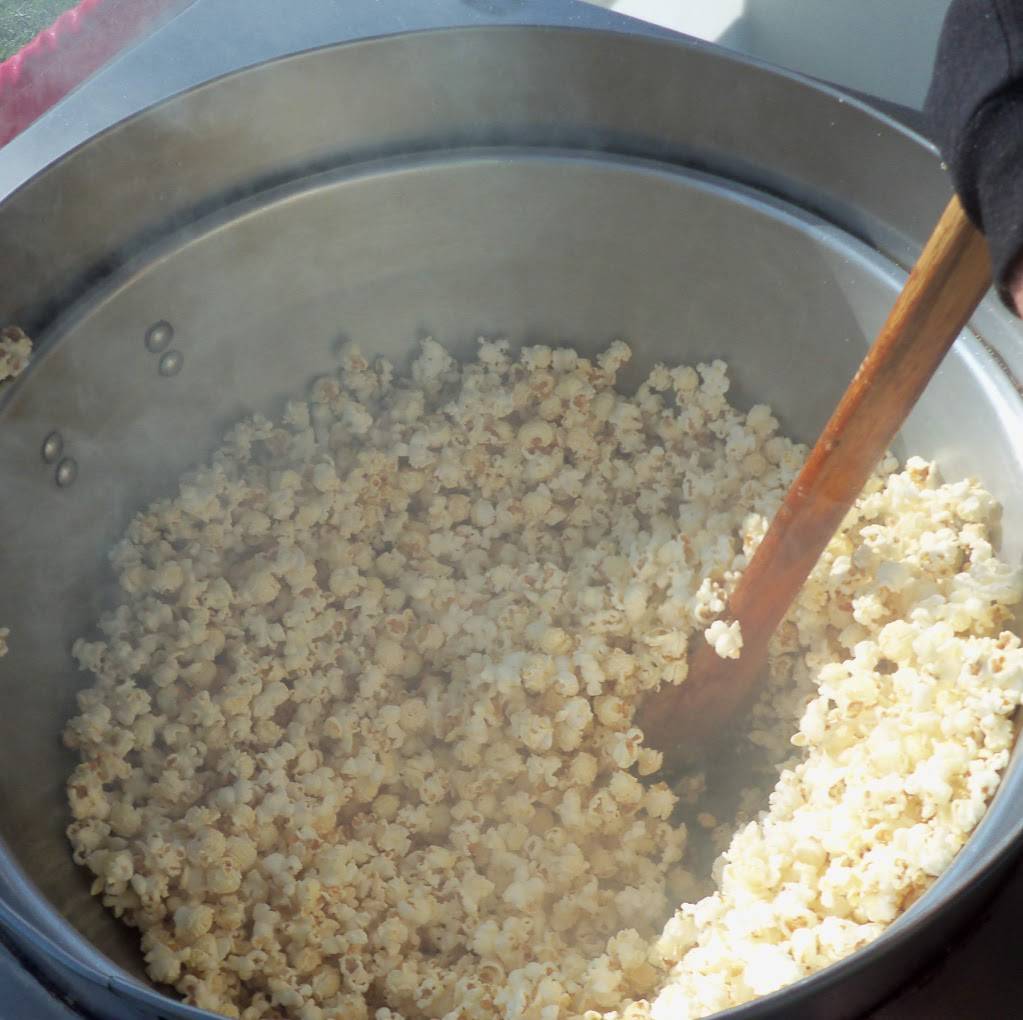 KPs Kettle Corn & Concessions | restaurant | 100 Clark St, Canandaigua, NY 14424, USA | 5853945353 OR +1 585-394-5353