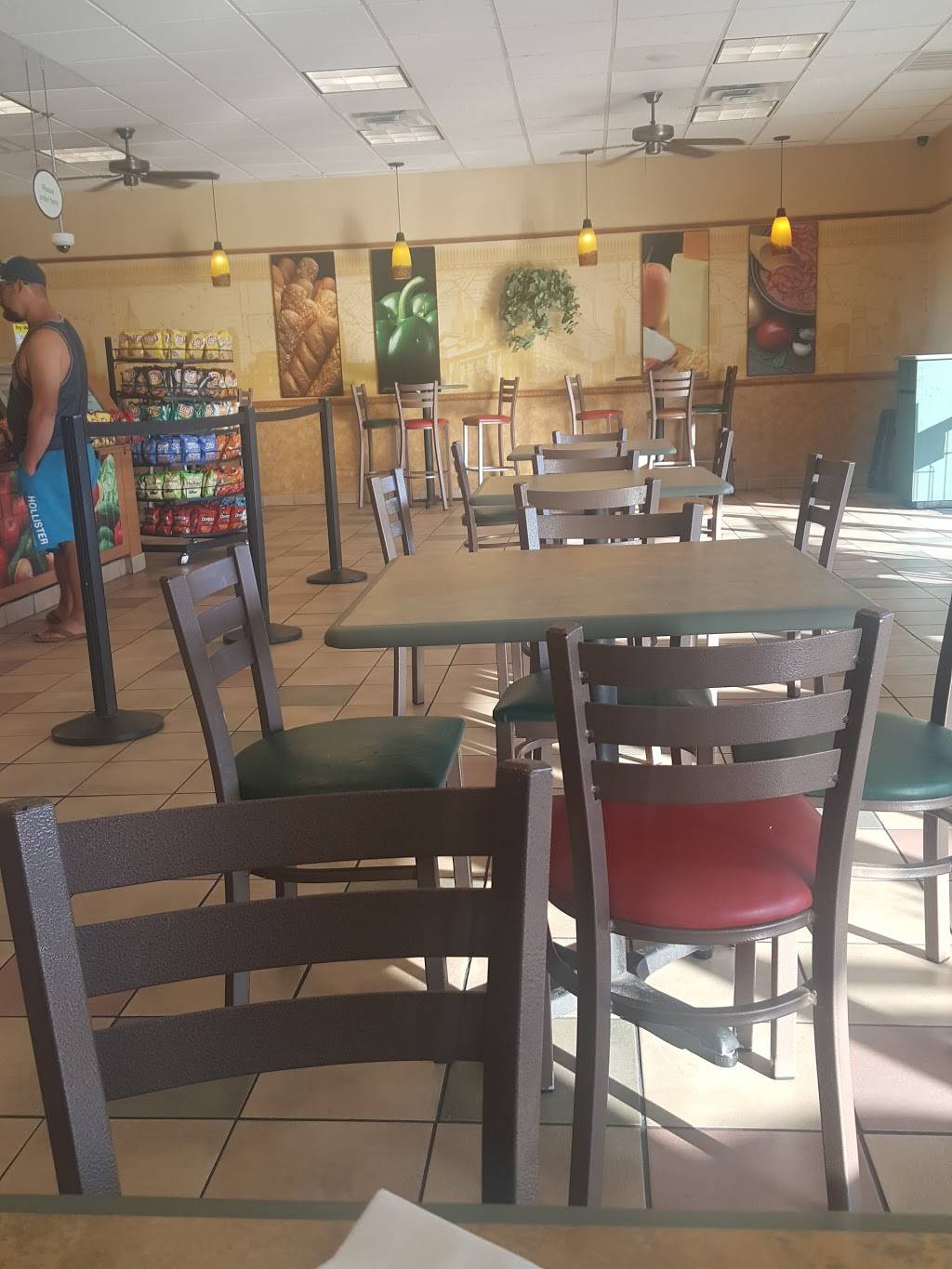 Subway | restaurant | 109 S Jefferson St, La Grange, TX 78945, USA | 9799660724 OR +1 979-966-0724