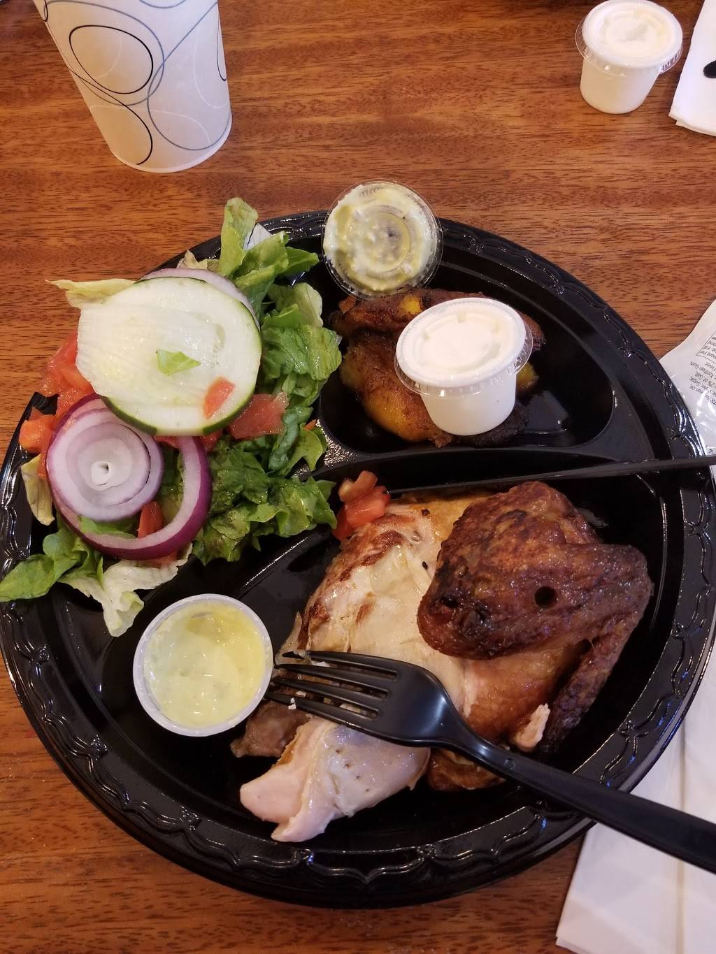 Tortilla Café | restaurant | 210 7th St SE, Washington, DC 20003, USA | 2025475700 OR +1 202-547-5700