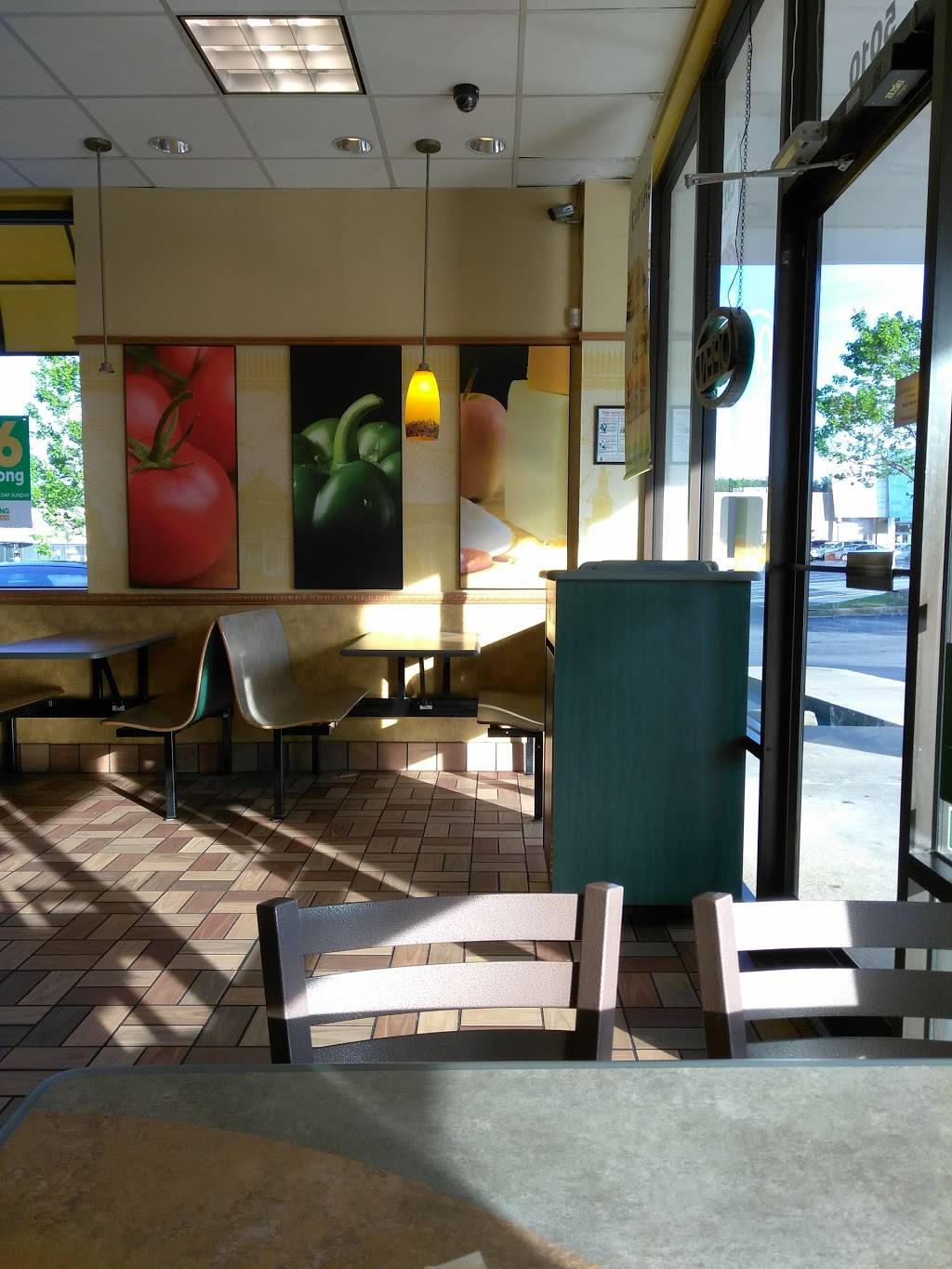 Subway | restaurant | 425 Ernest W Barrett Pkwy NW, Kennesaw, GA 30144, USA | 6785943565 OR +1 678-594-3565