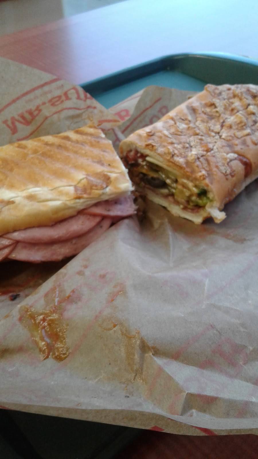 Mr.Sub | restaurant | 1725 Dundas St E, Mississauga, ON L4X 1L5, Canada | 9056254166 OR +1 905-625-4166