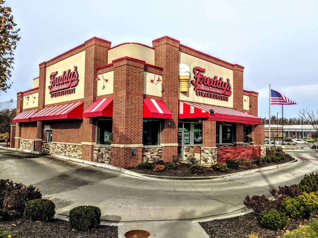 Freddys Frozen Custard & Steakburgers | restaurant | 10690 Roe Ave, Overland Park, KS 66207, USA | 9133832533 OR +1 913-383-2533