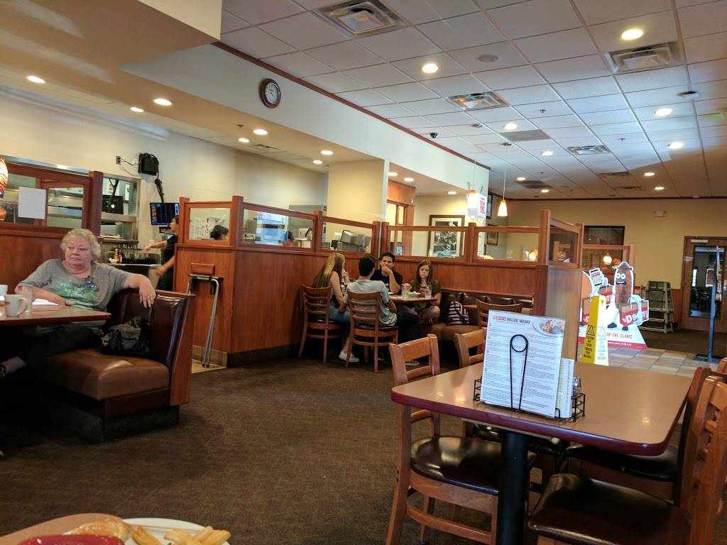 Dennys | restaurant | 1701 E Monte Vista Ave, Vacaville, CA 95688, USA | 7074480660 OR +1 707-448-0660