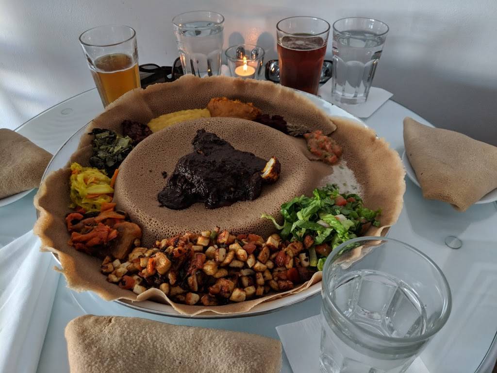 Meals By Genet | restaurant | 1053 S Fairfax Ave, Los Angeles, CA 90019, USA | 3239389304 OR +1 323-938-9304