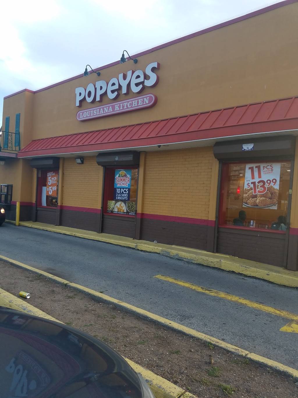 Popeyes Louisiana Kitchen | restaurant | 8601 Rockaway Beach Blvd, Rockaway Beach, NY 11693, USA | 7189452815 OR +1 718-945-2815