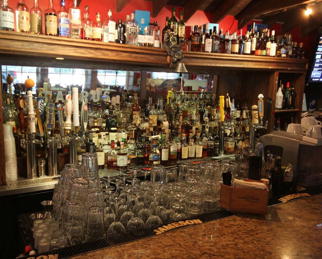 Taurus Beer and Whisk(e)y House | restaurant | 3540 Main Hwy C103, Miami, FL 33133, USA | 3055296523 OR +1 305-529-6523