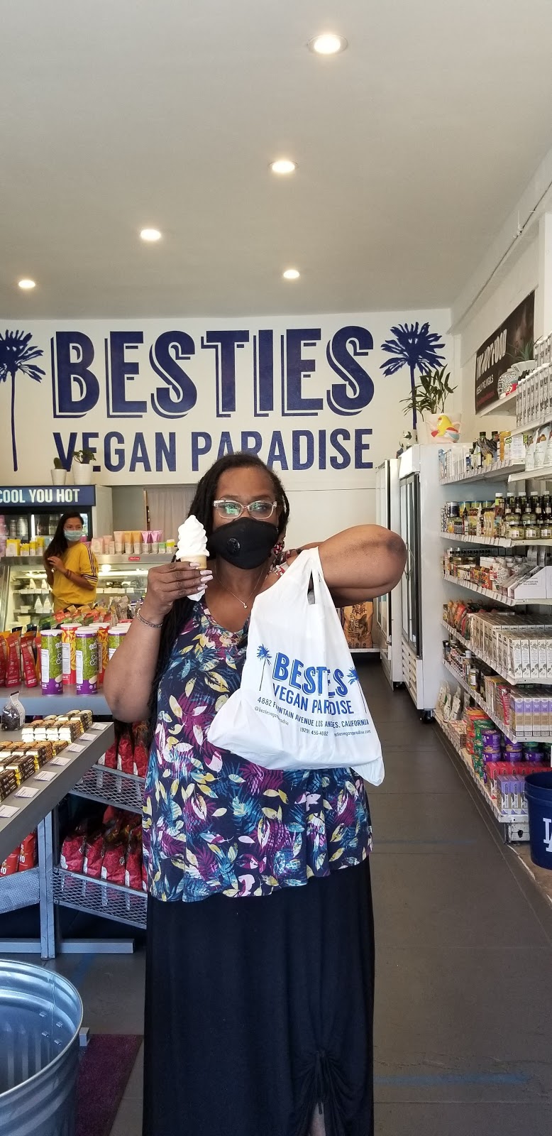 BESTIES Vegan Paradise | meal takeaway | 4882 Fountain Ave, Los Angeles, CA 90029, USA | 9294564882 OR +1 929-456-4882