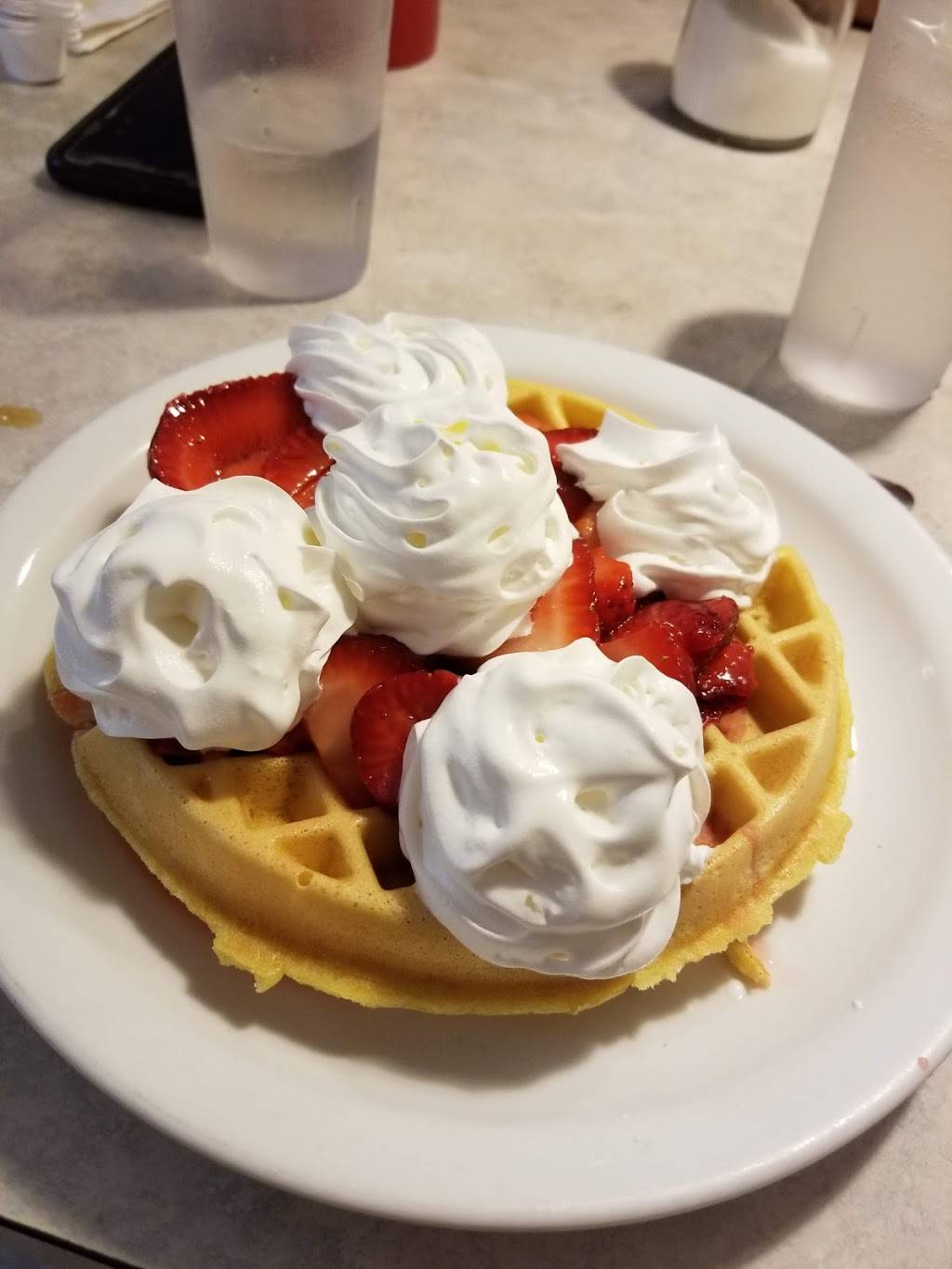 The Bomber Restaurant & Catering Co. | restaurant | 13515 SE McLoughlin Blvd, Portland, OR 97222, USA | 5036599306 OR +1 503-659-9306