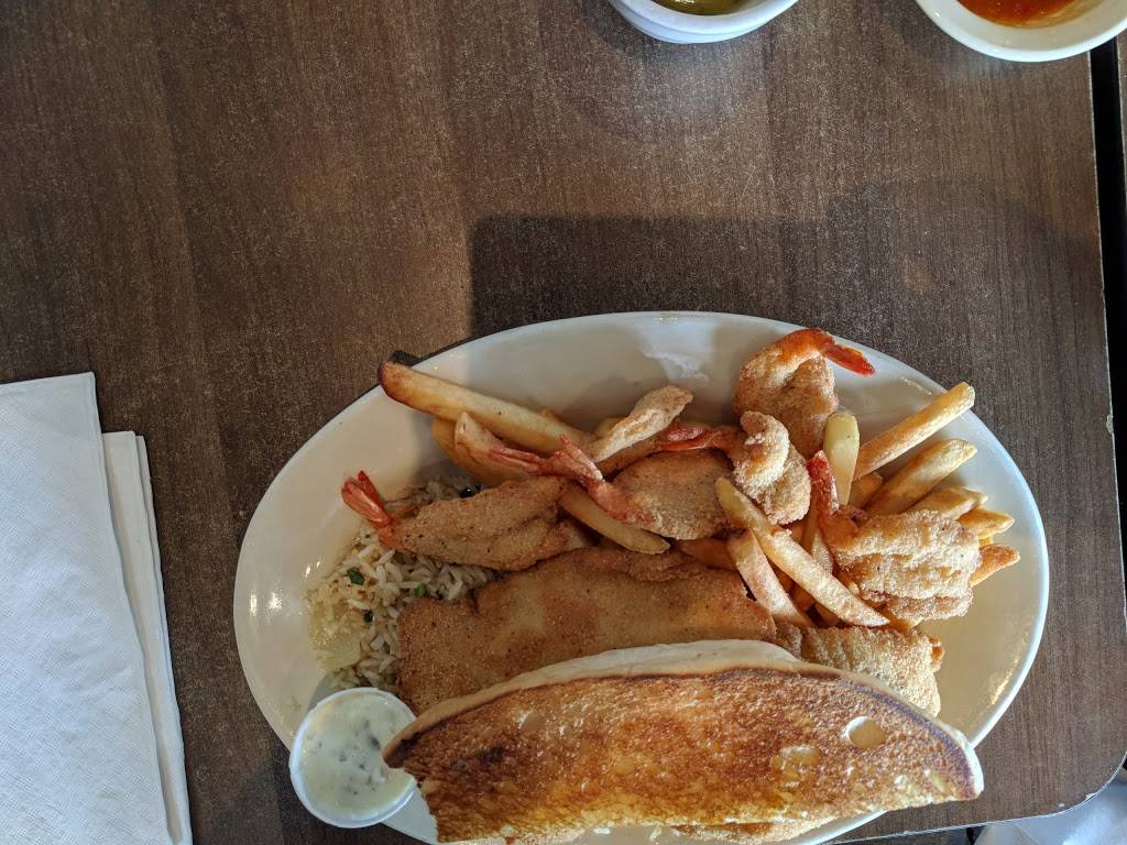 Ostioneria Michoacan | restaurant | 25919 Interstate 45 N A, Spring, TX 77380, USA | 2812926811 OR +1 281-292-6811