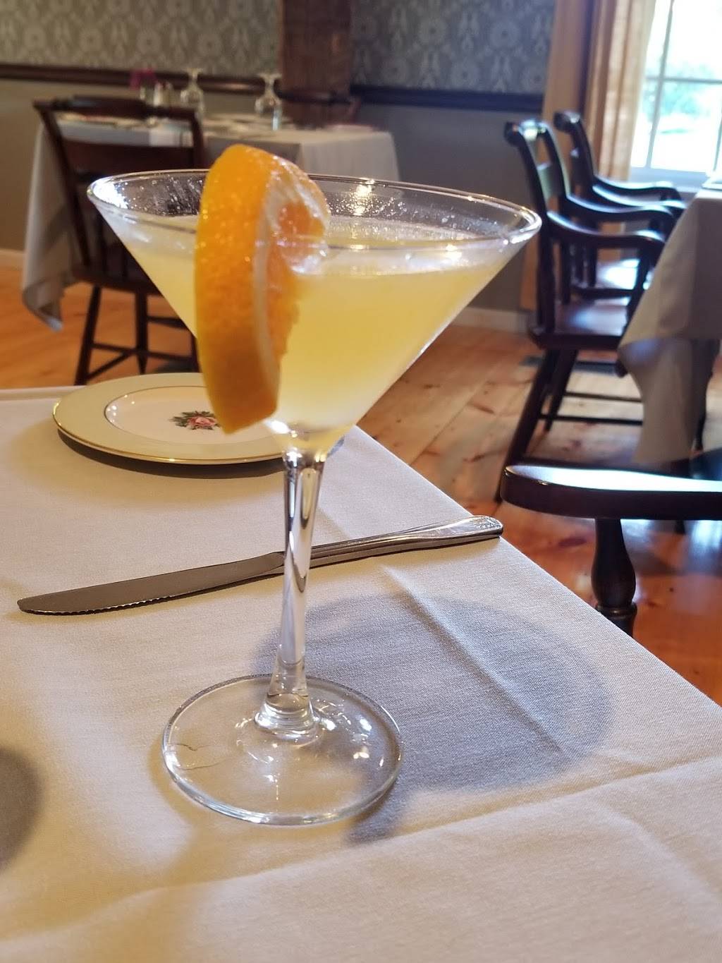 Hamilton Inn | restaurant | 4480 E Lake Rd, Hamilton, NY 13346, USA | 3152282125 OR +1 315-228-2125