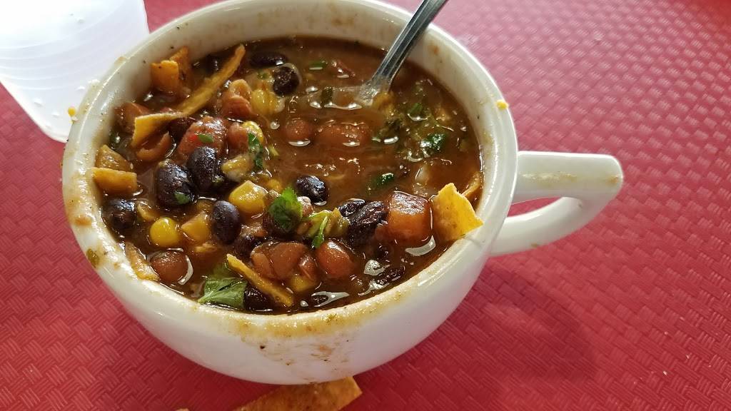 Fuzzys Taco Shop | restaurant | 600 Byron Nelson Blvd #100, Roanoke, TX 76262, USA | 8174912424 OR +1 817-491-2424