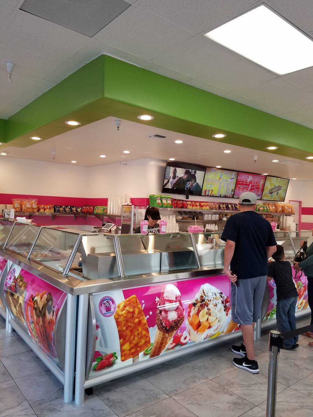 La Michoacana Ice Cream Parlor | meal takeaway | 1465 N Citrus Ave, Covina, CA 91722, USA | 6265984034 OR +1 626-598-4034