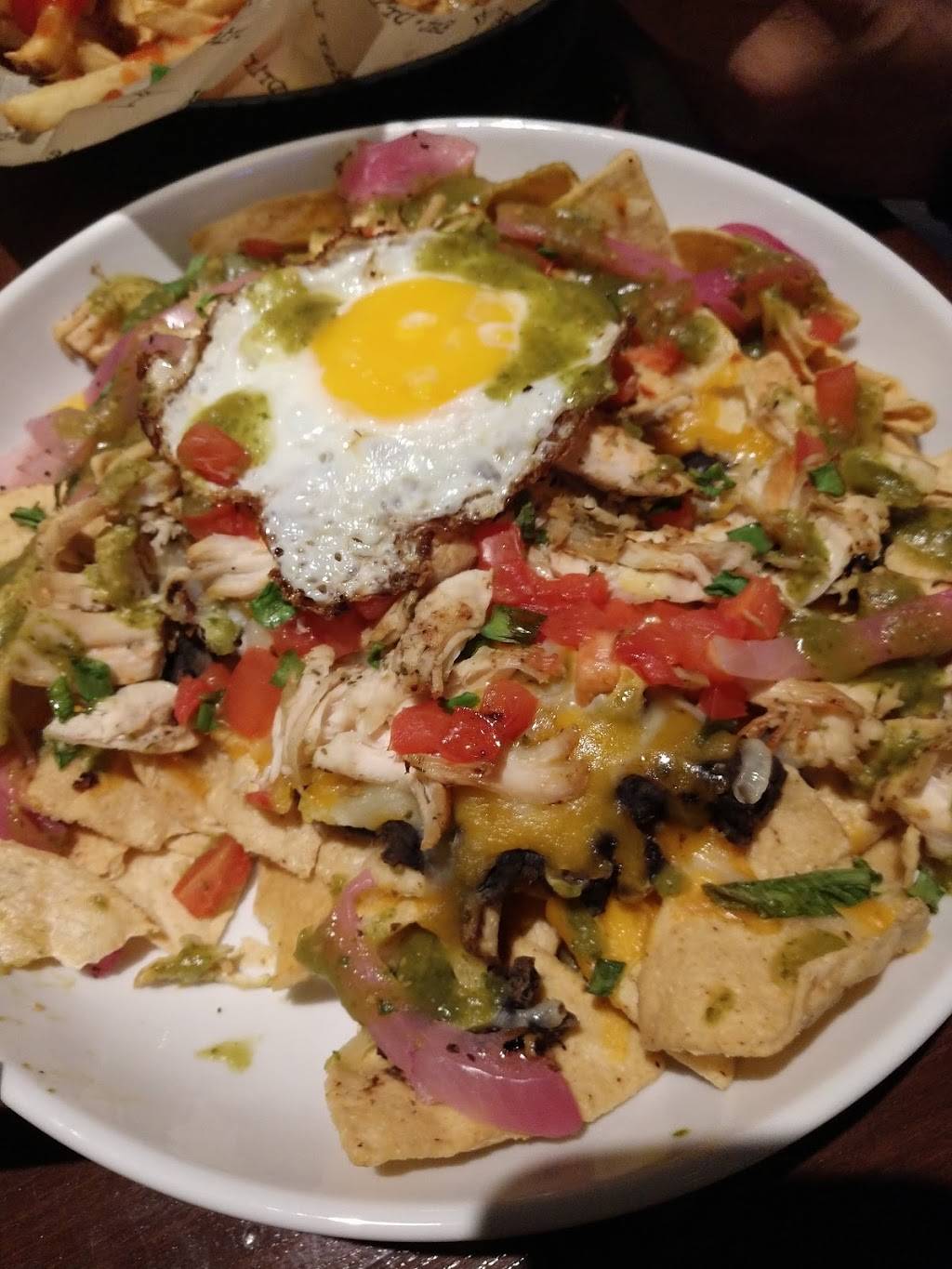 Bar Louie | night club | 3100 Vandercar Way, Cincinnati, OH 45209, USA | 5133511453 OR +1 513-351-1453