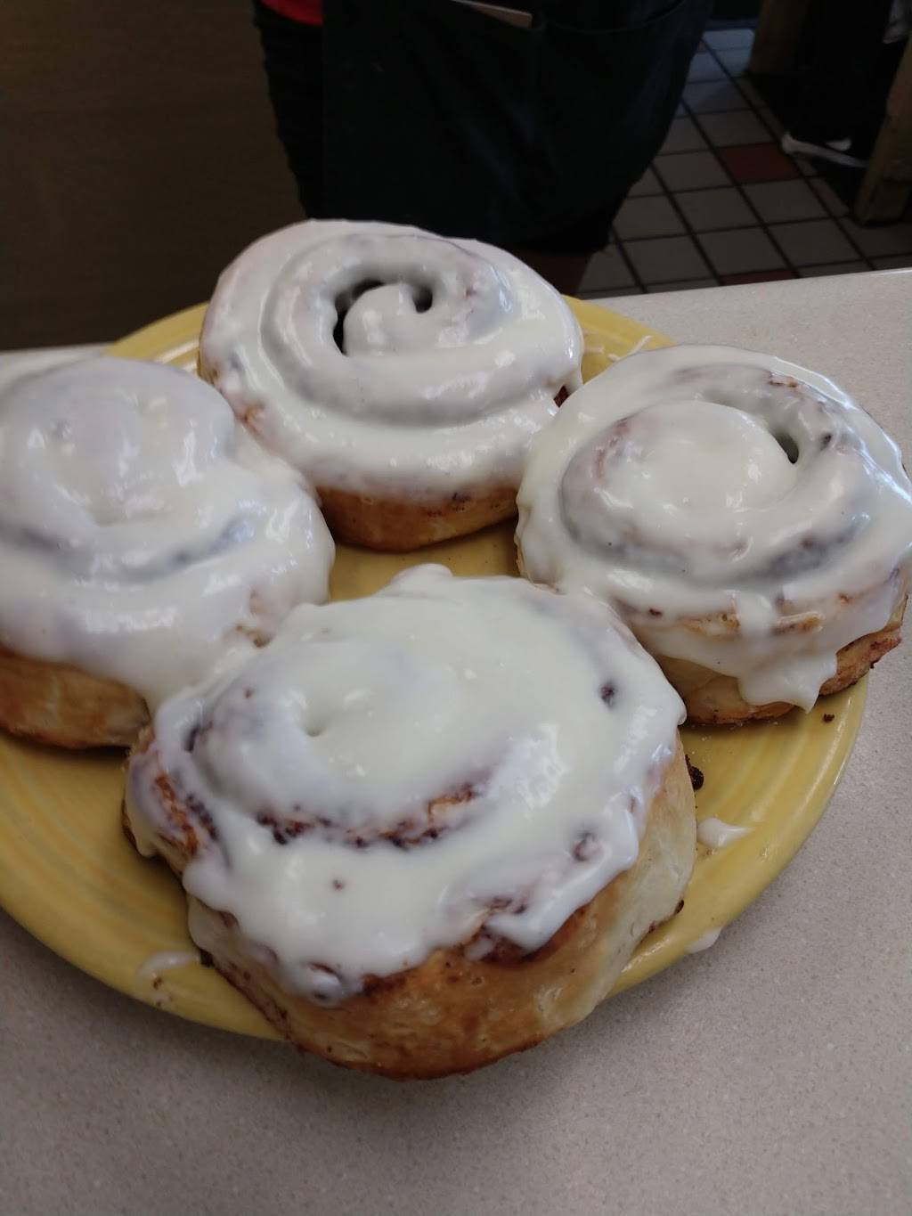 Dixie Diner | restaurant | 1724 Brevard Rd, Hendersonville, NC 28791, USA | 8286975025 OR +1 828-697-5025