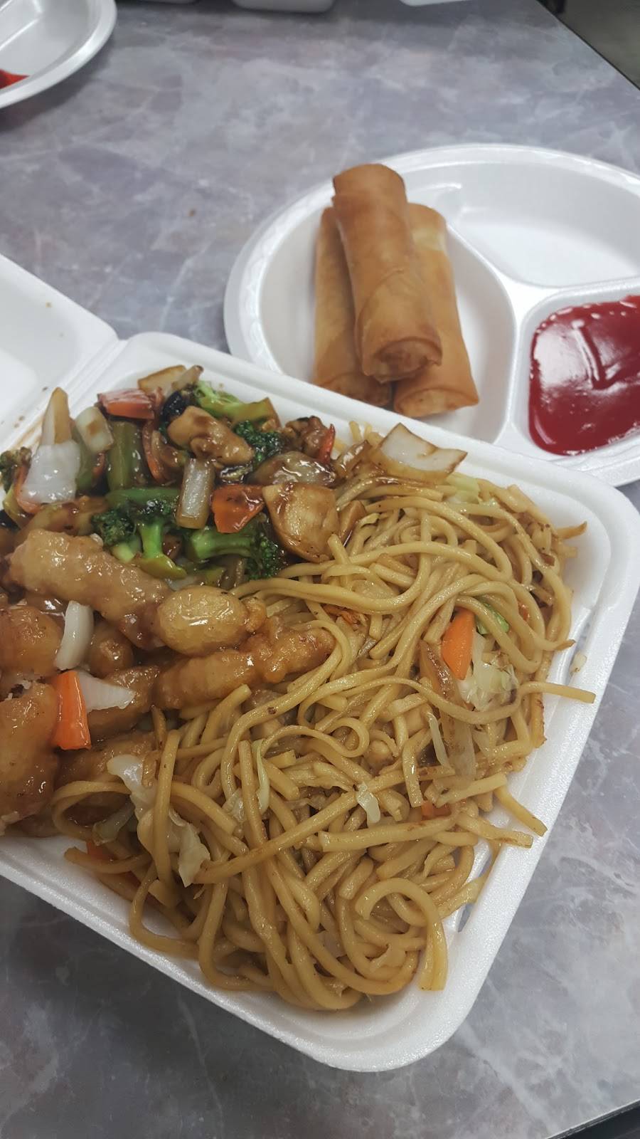 Egg Roll King | restaurant | 2253 Oddie Blvd, Sparks, NV 89431, USA | 7753588228 OR +1 775-358-8228