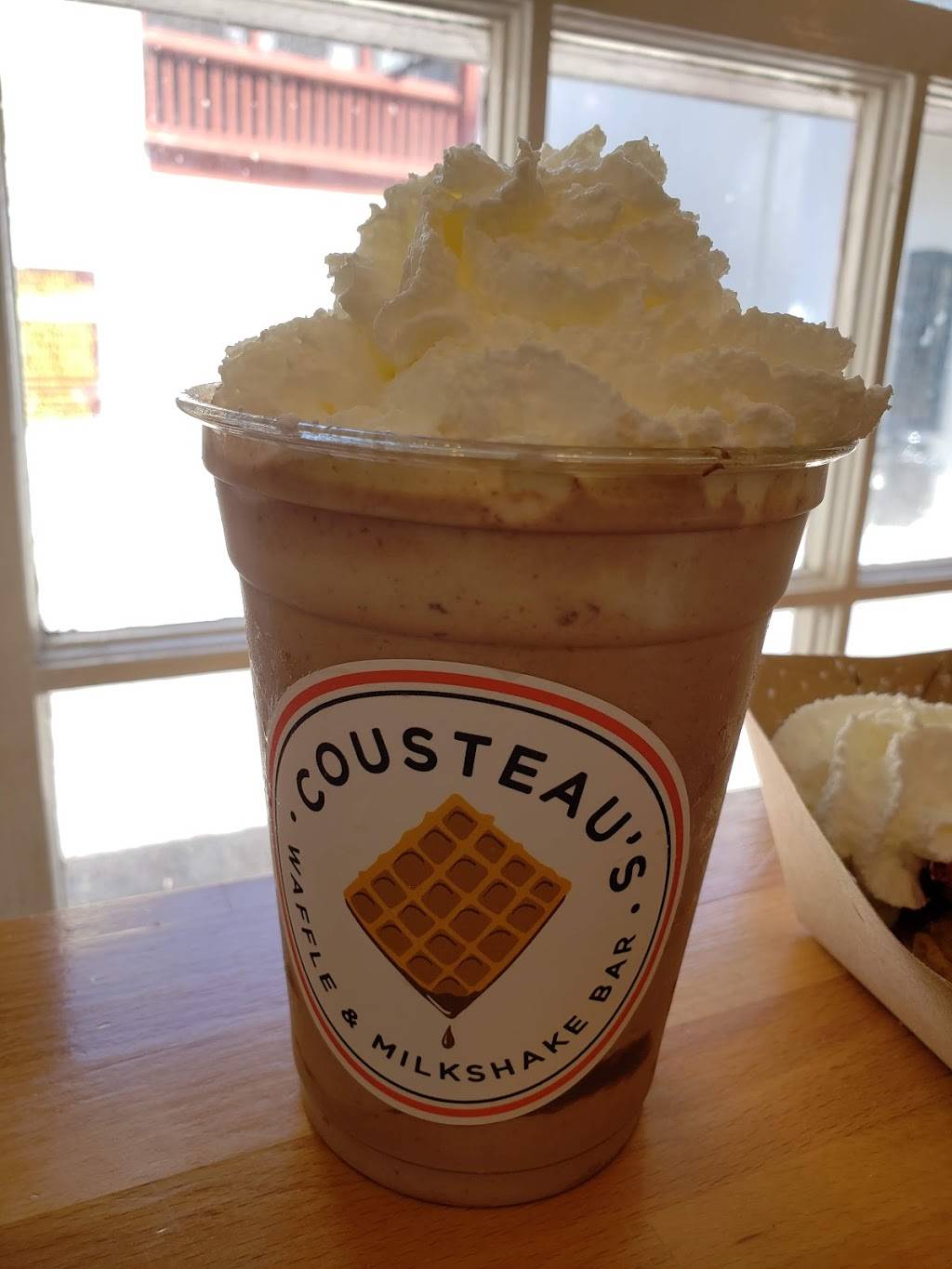 Cousteaus Waffle and Milkshake Bar | restaurant | 15 Hypolita St, St. Augustine, FL 32084, USA | 9043425627 OR +1 904-342-5627