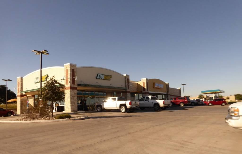 Subway Restaurants | restaurant | 1009 TX-121 Loop, Belton, TX 76513, USA | 2549337623 OR +1 254-933-7623