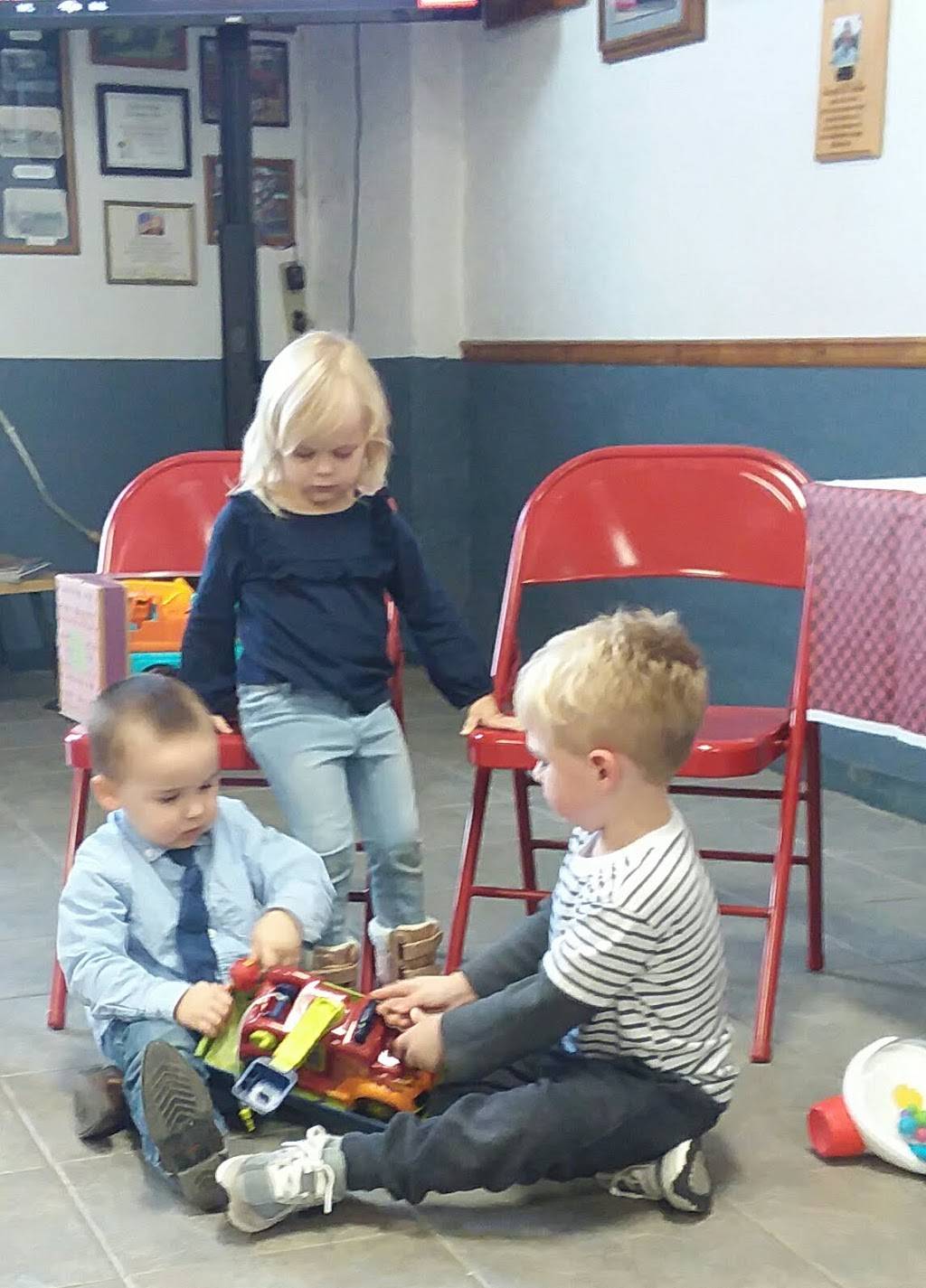 Gramma Kellys Kitchen | restaurant | 7 Front St, Dellrose, TN 38453, USA | 9317325590 OR +1 931-732-5590