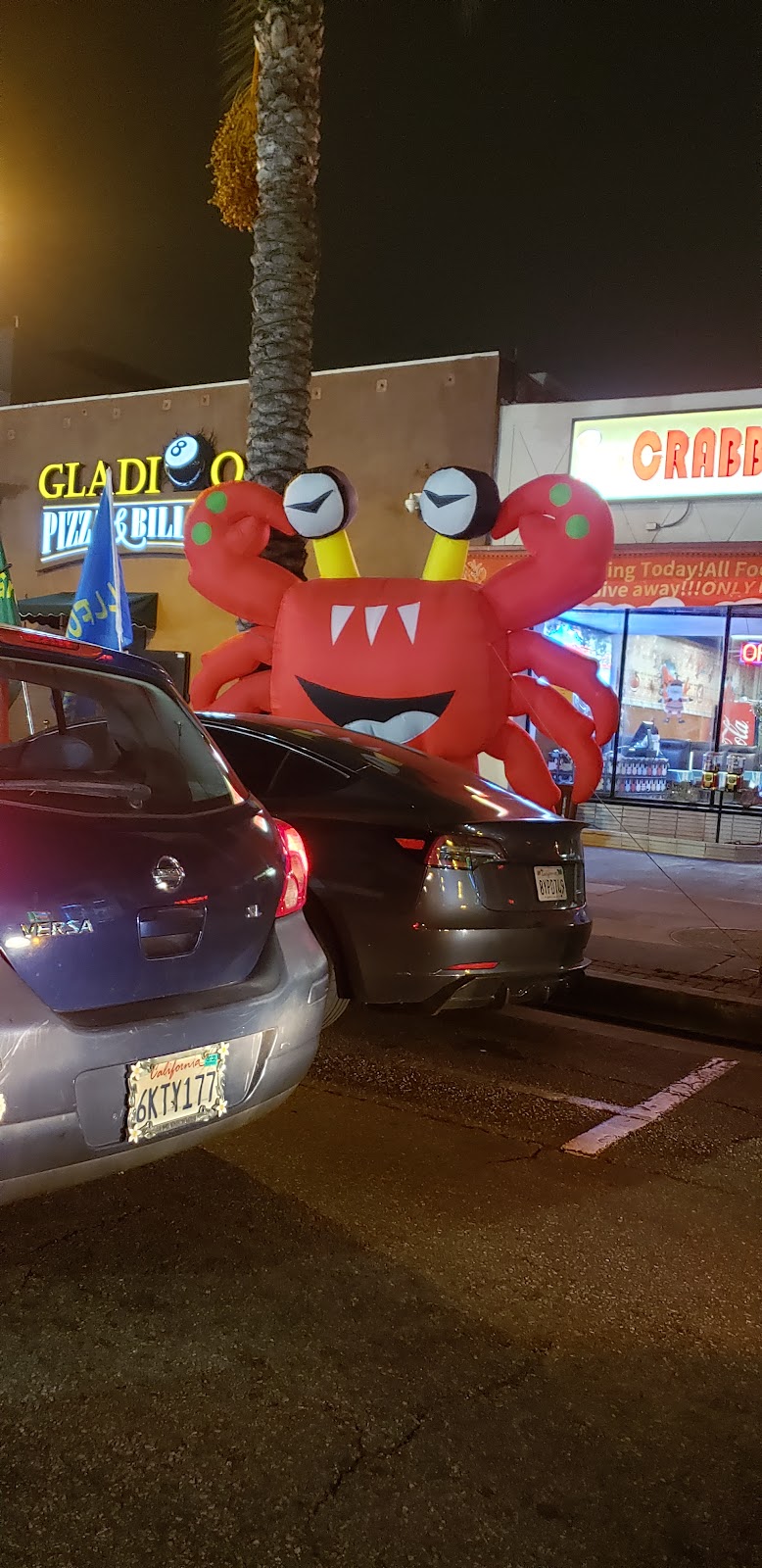 Crabby Street | restaurant | 5122 Whittier Blvd, East Los Angeles, CA 90022, USA | 6268858333 OR +1 626-885-8333