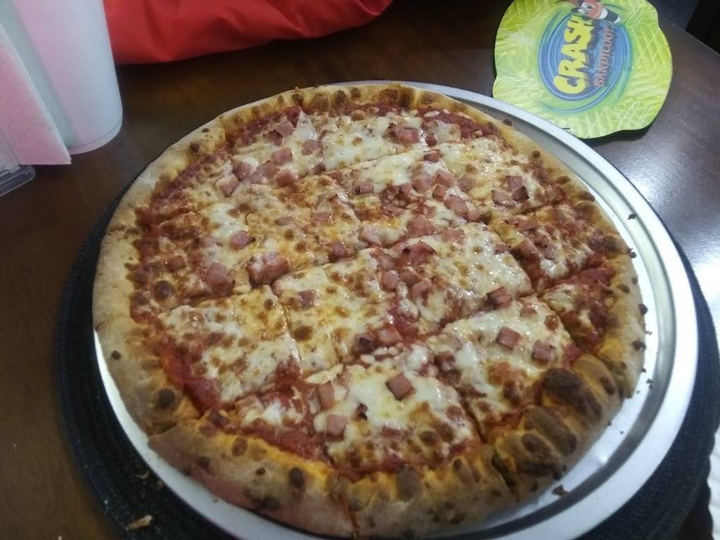 Racin Mason Pizza & Fun Zone | restaurant | 357 Tanger Blvd #317, Seymour, IN 47274, USA | 8125241000 OR +1 812-524-1000