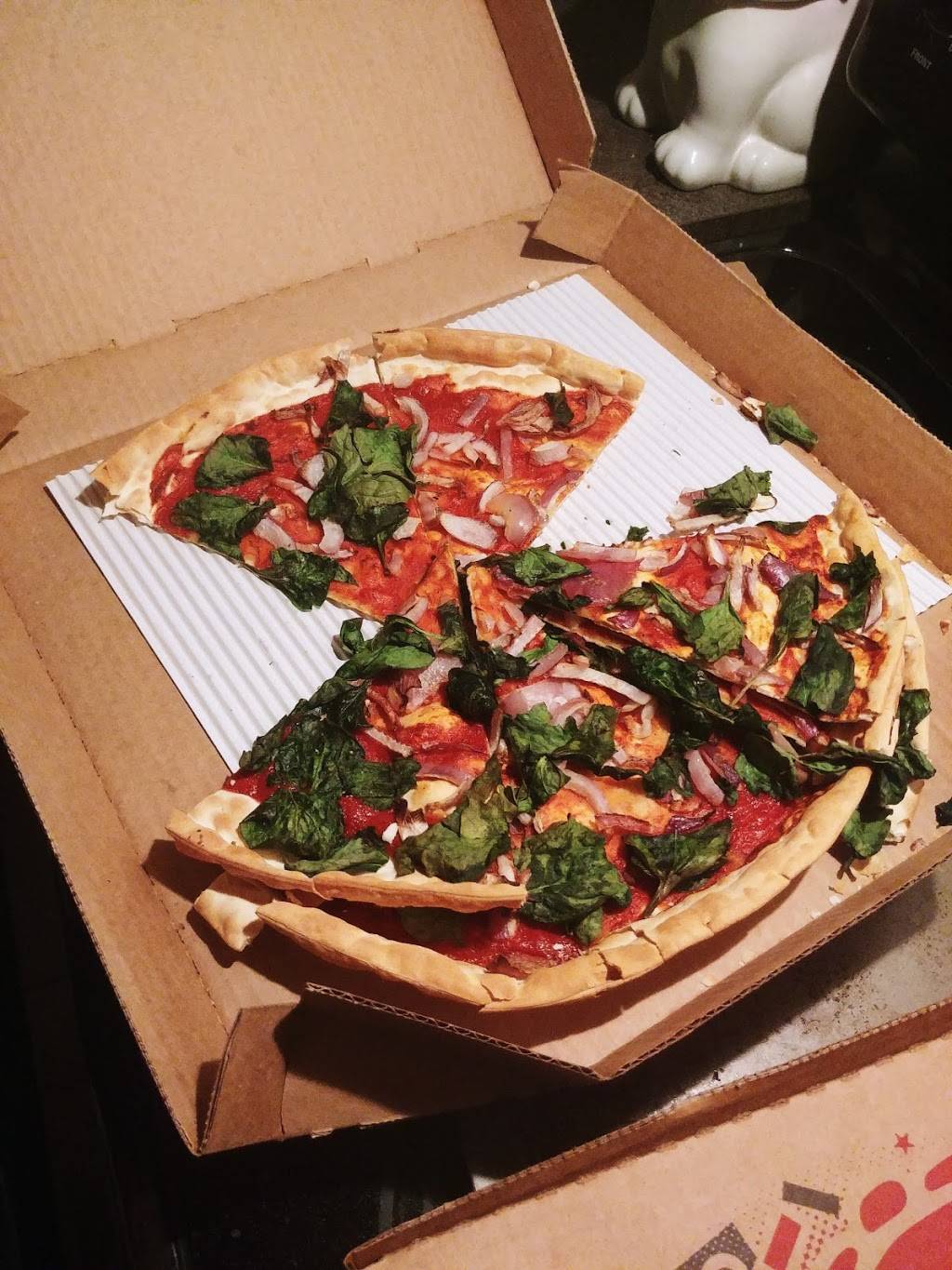 Pizza Hut | meal takeaway | 975 Grand Ave, St Paul, MN 55105, USA | 6512211000 OR +1 651-221-1000