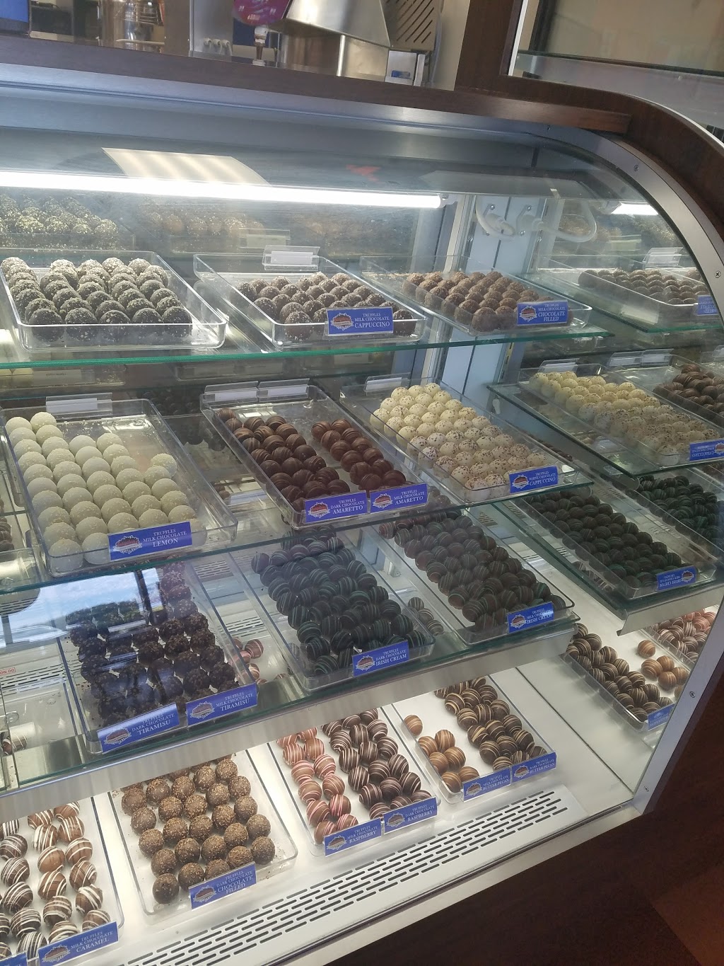 Kaydens Candy Factory | bakery | 25241 Perdido Beach Blvd, Orange Beach, AL 36561, USA | 2519235500 OR +1 251-923-5500