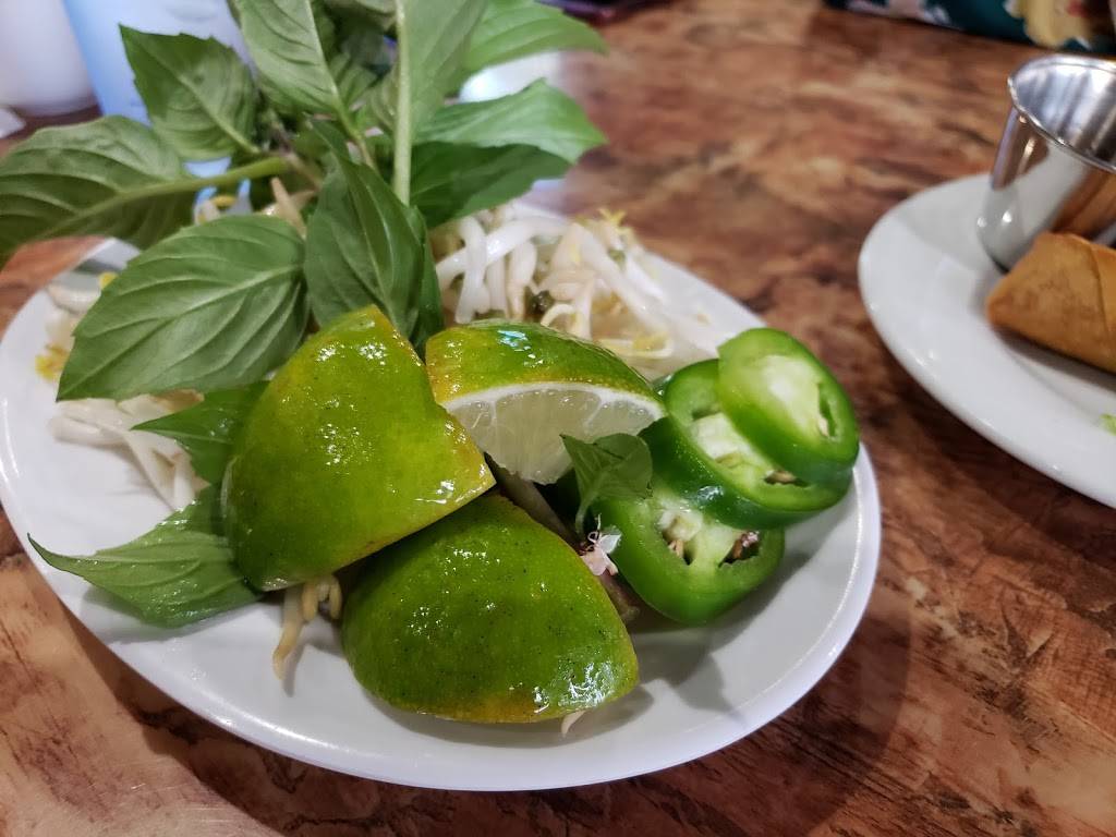 Family Pho Vietnamese Noodle House | restaurant | 13325 N MacArthur Blvd, Oklahoma City, OK 73142, USA | 4054700648 OR +1 405-470-0648