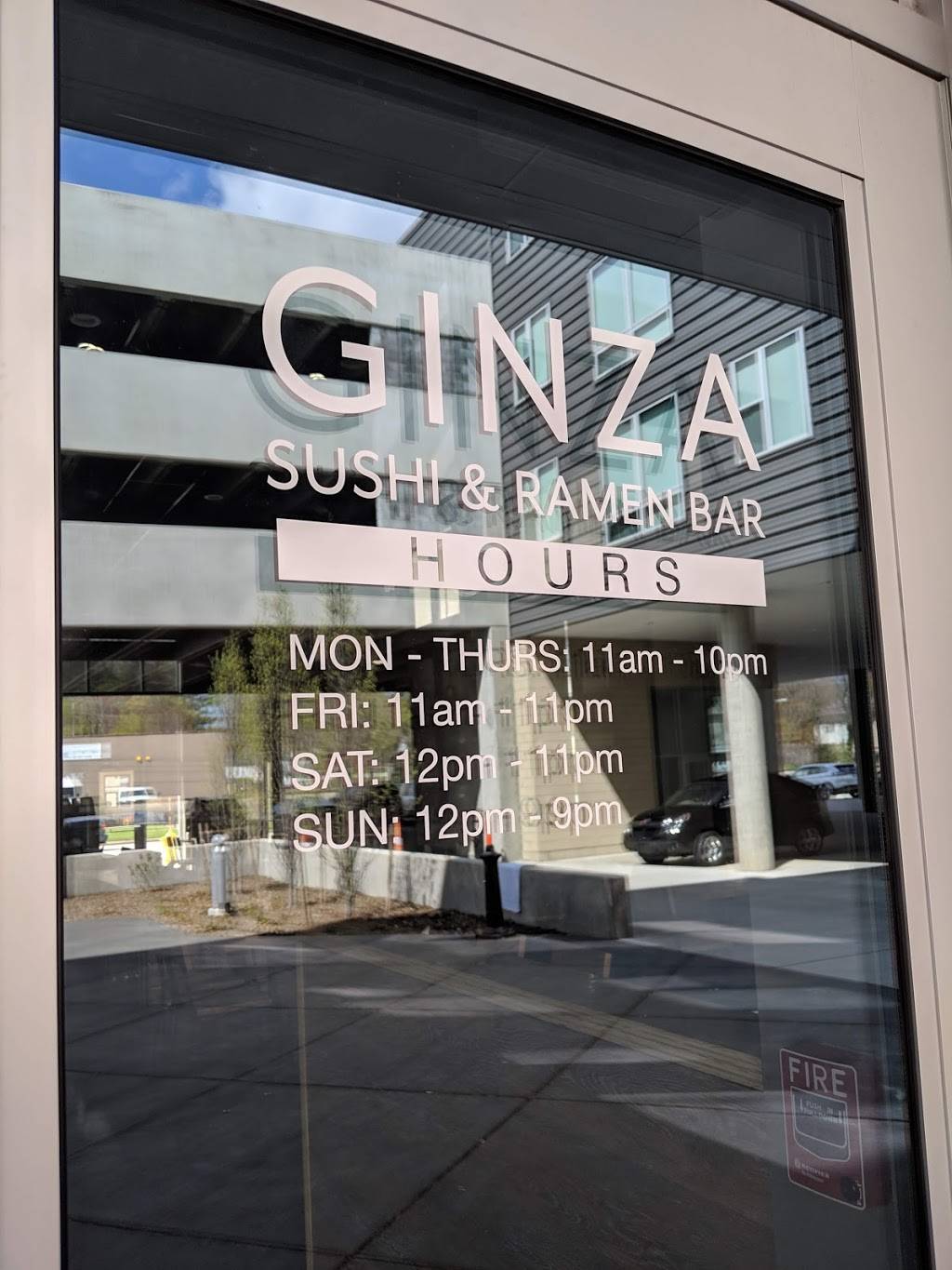Ginza Sushi & Ramen Bar | restaurant | 1015 Michigan St NE, Grand Rapids, MI 49503, USA | 6162724116 OR +1 616-272-4116