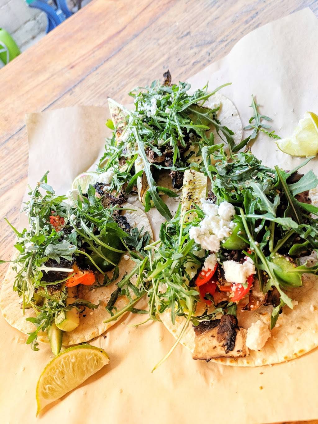 Sabertooth Food Co. | restaurant | 4012 N Mesa St, El Paso, TX 79902, USA | 9155338024 OR +1 915-533-8024