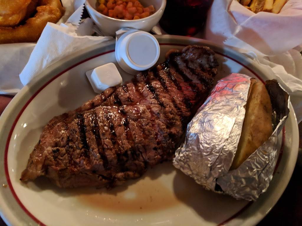 The Cedar Tavern & Grill | restaurant | 2246 Shady Shores Rd, Lupton, MI 48635, USA | 9894733900 OR +1 989-473-3900