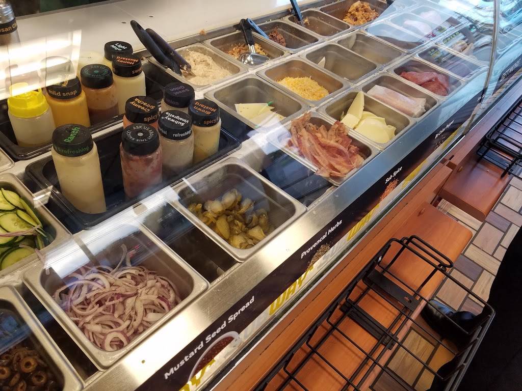 Subway | restaurant | 2575 S Dairy Ashford Rd Ste J, Houston, TX 77077, USA | 2815586467 OR +1 281-558-6467